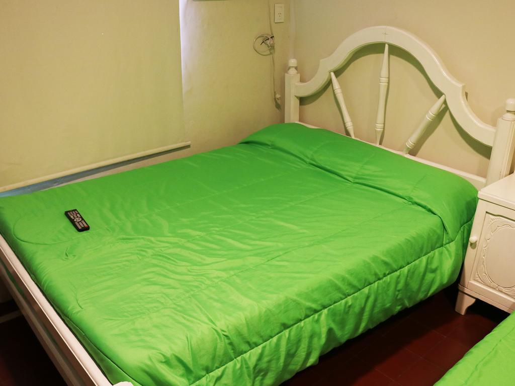 Hostel Del Centro San Miguel de Tucuman Bagian luar foto