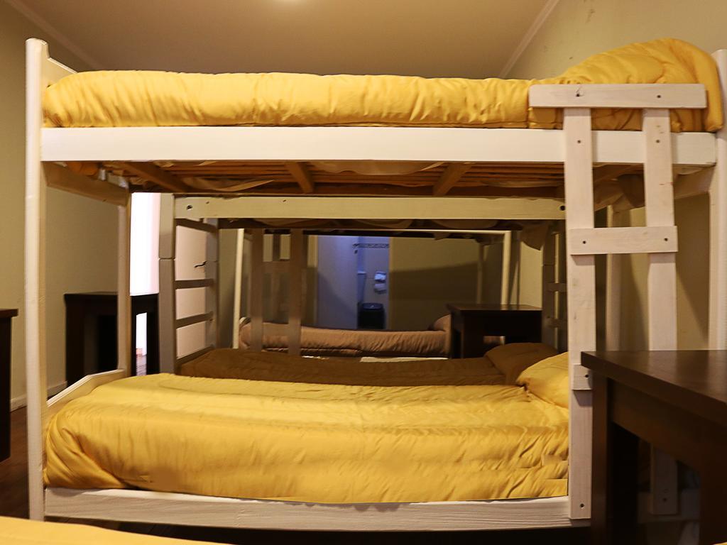 Hostel Del Centro San Miguel de Tucuman Bagian luar foto