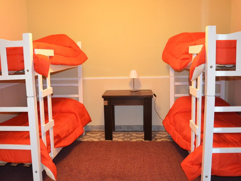 Hostel Del Centro San Miguel de Tucuman Bagian luar foto